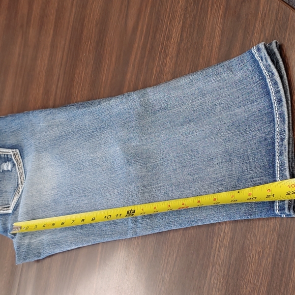 🥳 3/$15!!  Maurice's Crop Deconstructed Jeans Size 5/6 - Picture 7 of 9